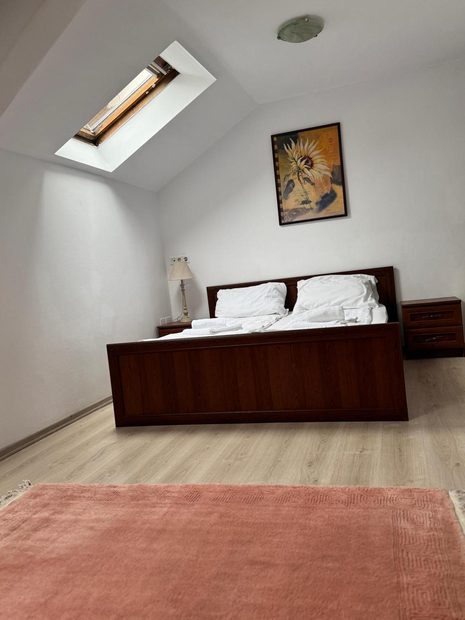Complex Select Hotell Mediaş Eksteriør bilde